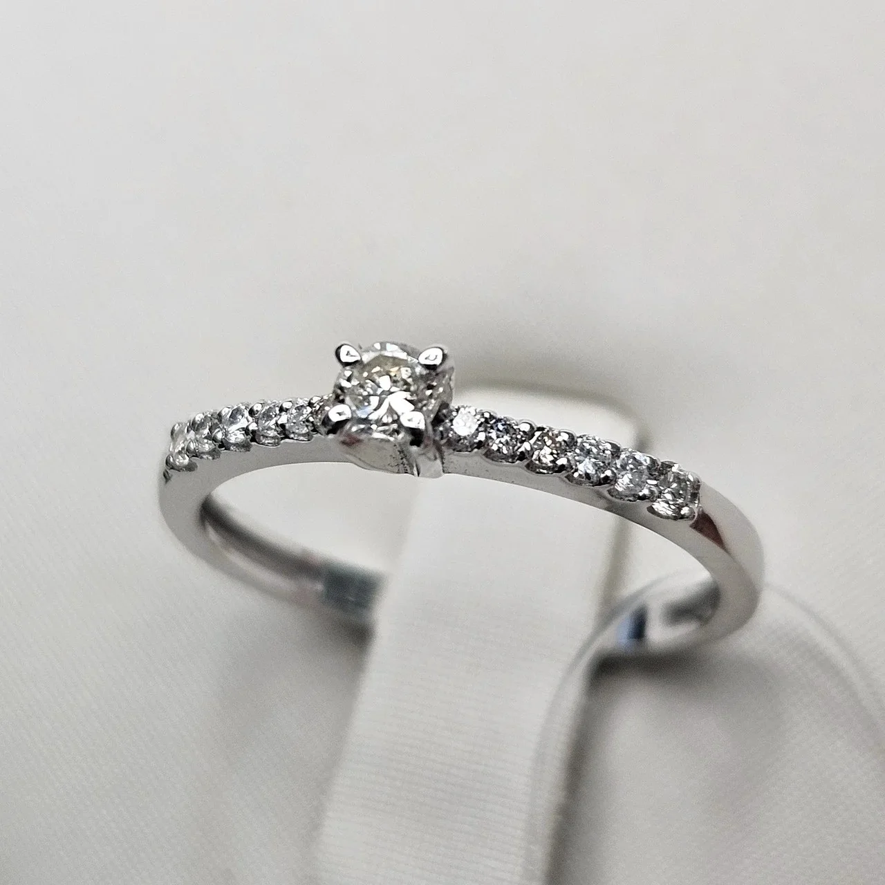 Кольцо Deimantas 115725122 16р 0,105ct. купить,NaN