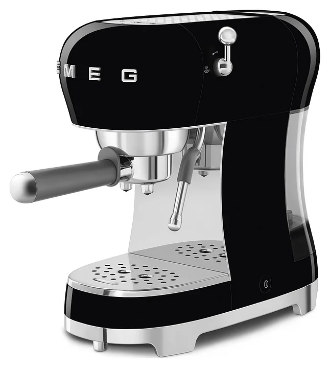 Кофемашина Smeg ECF02BLEU черная