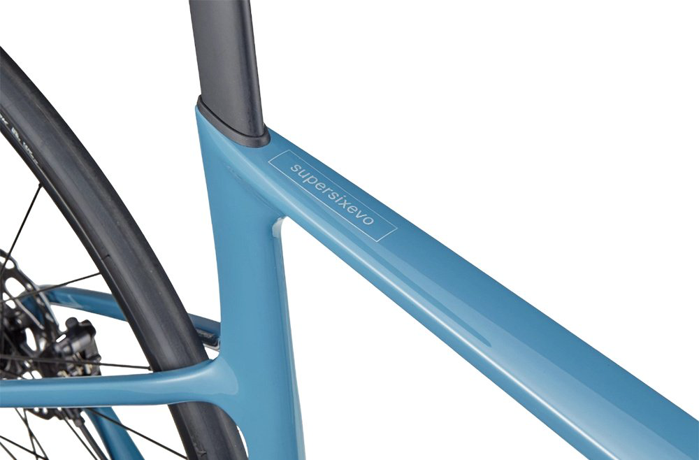 Велосипед Cannondale 700 U S6 EVO Carbon 4 - 2025 C11602U30-SMC 2025 20.5 дюймов голубой купить,NaN