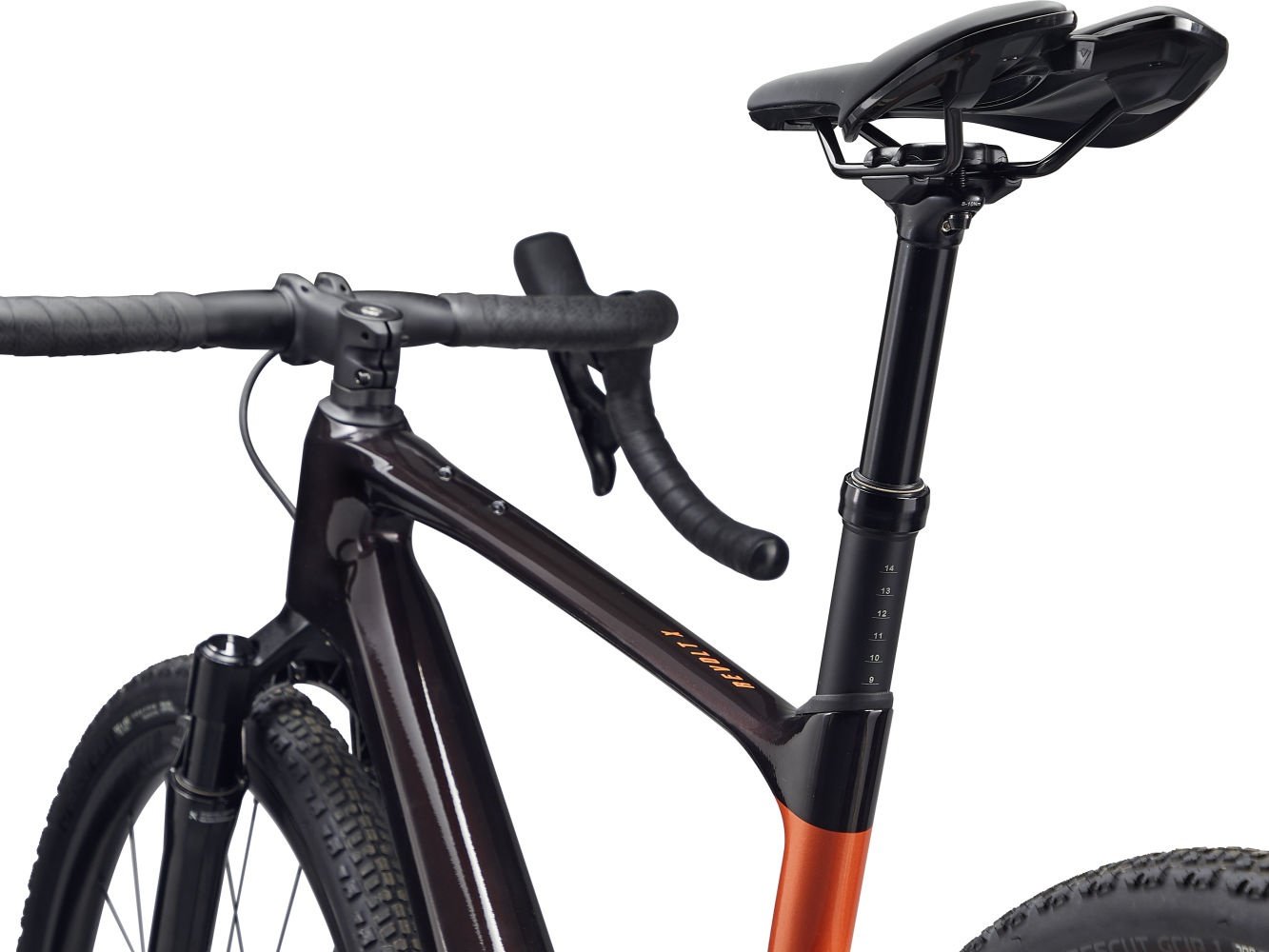 Велосипед Giant Revolt X Advanced Pro 1 2023 21 дюйм мультиколор купить,NaN