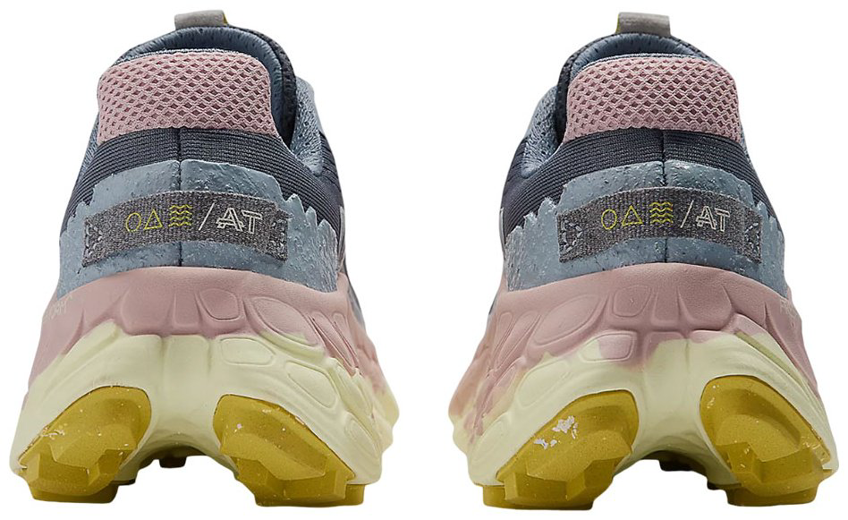 Треккинговые кроссовки New Balance серый купить,NaN