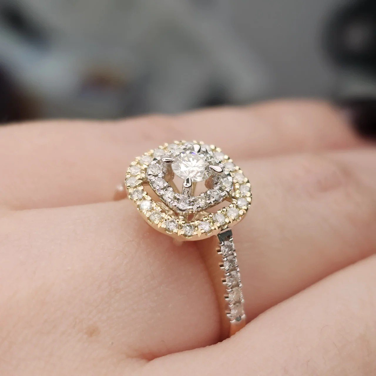 Кольцо Deimantas 107988389 17,5р 3,7гр 0,54ct. купить,NaN
