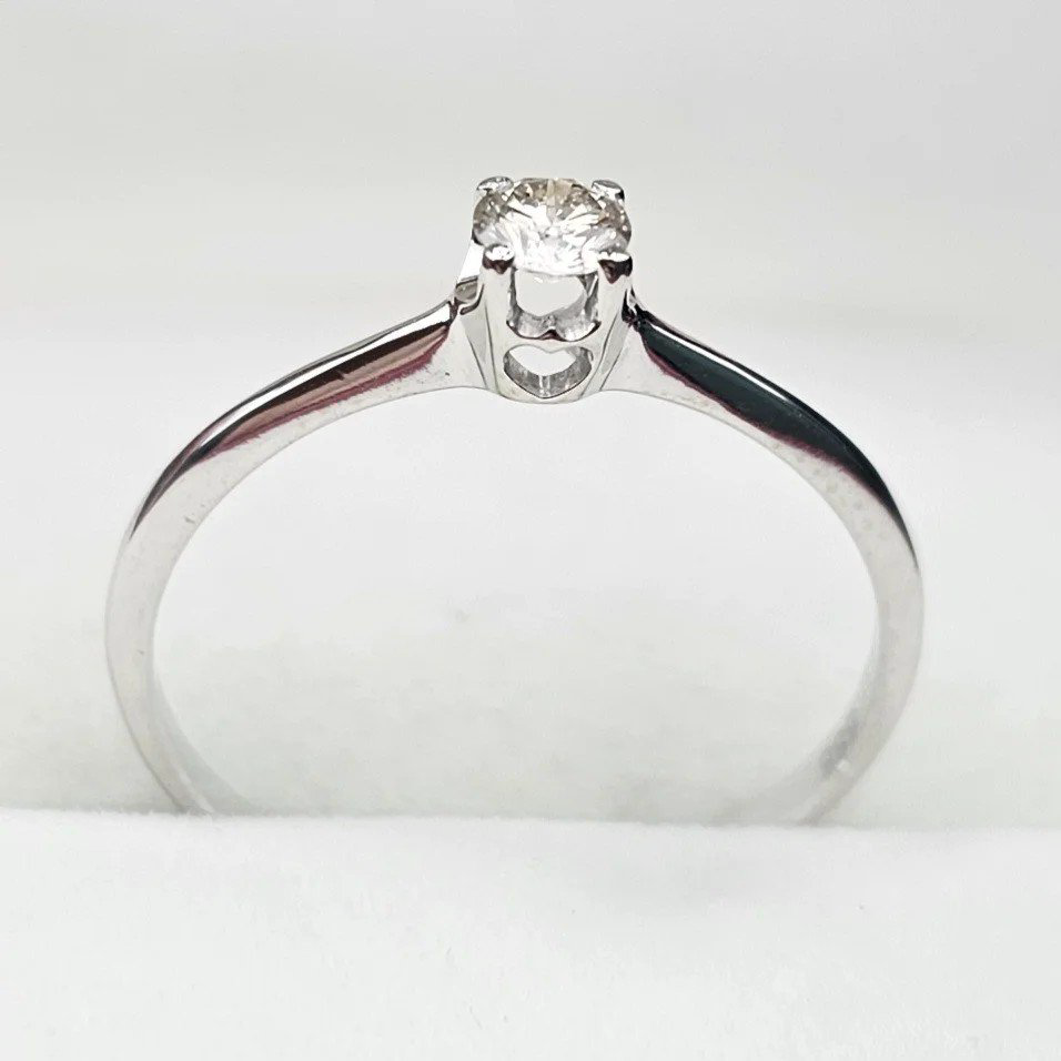 Кольцо Deimantas 107988356 16,5р 1,13гр 0,16ct. купить,NaN