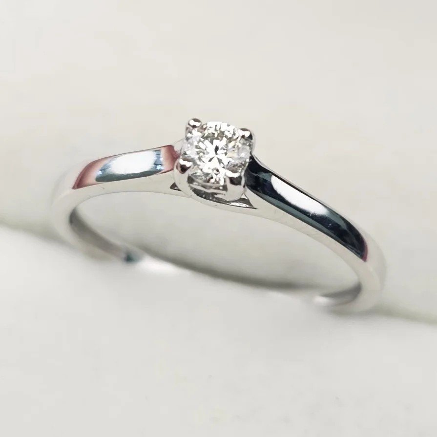 Кольцо Deimantas 107988396 16,5р 1,37гр 0,142ct. купить,NaN
