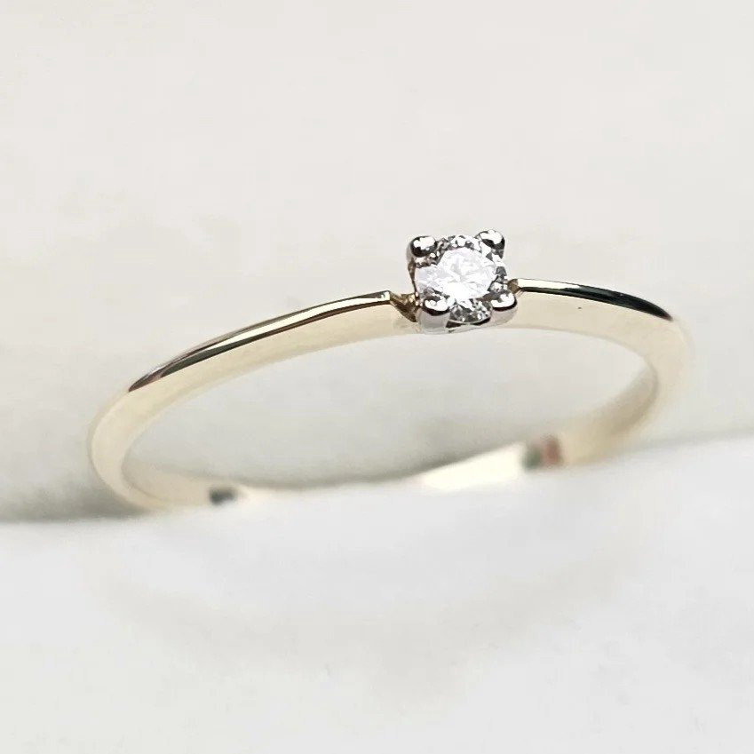 Кольцо Deimantas 107995080 15,5р 0,96гр 0,063ct. купить,NaN