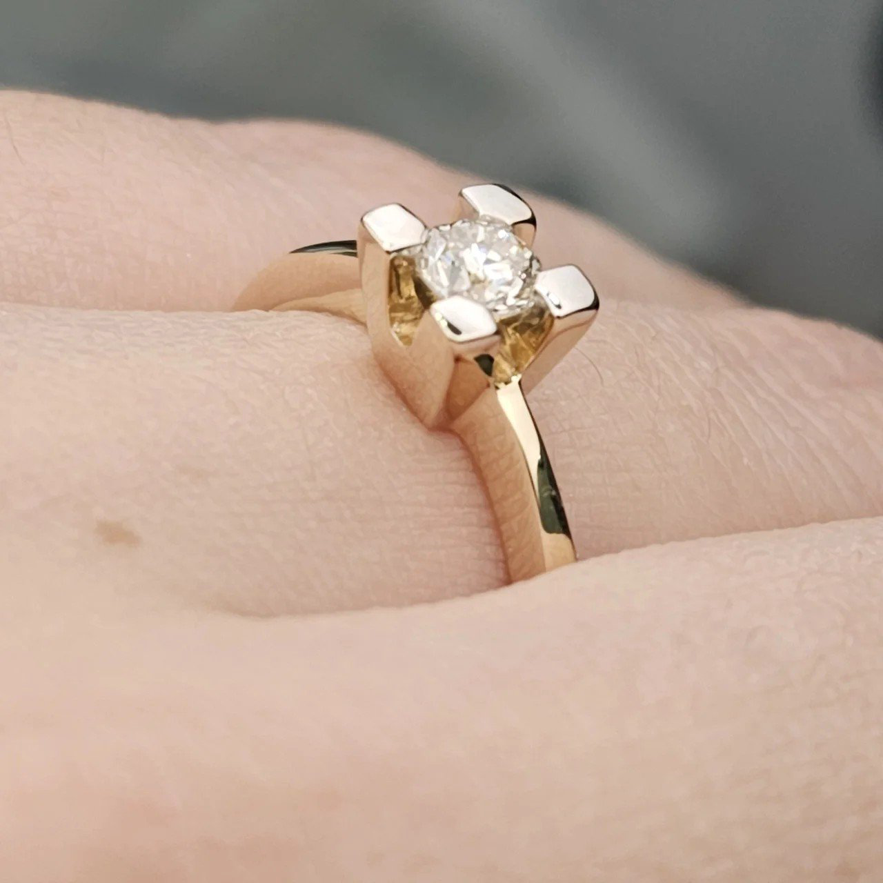 Кольцо Deimantas 107988406 18р 3,9гр 0,32ct. купить,NaN