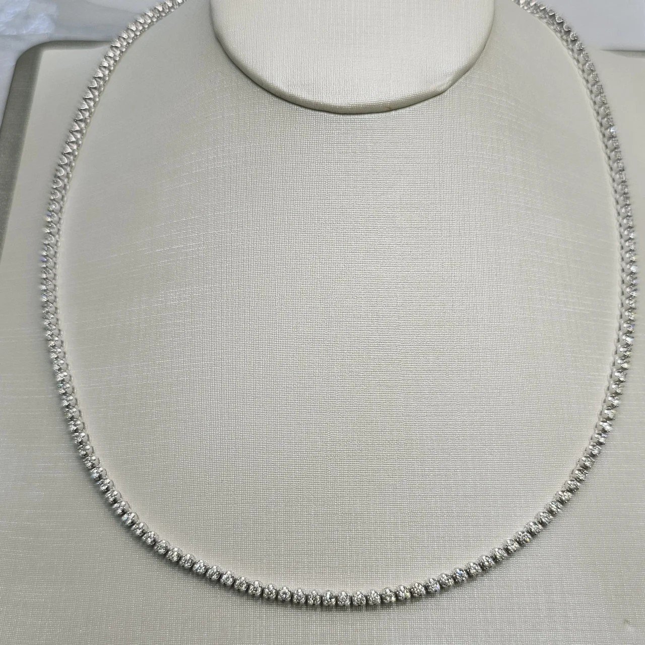 Колье Deimantas 108008677 43см 17,01гр 4,16ct. купить,NaN