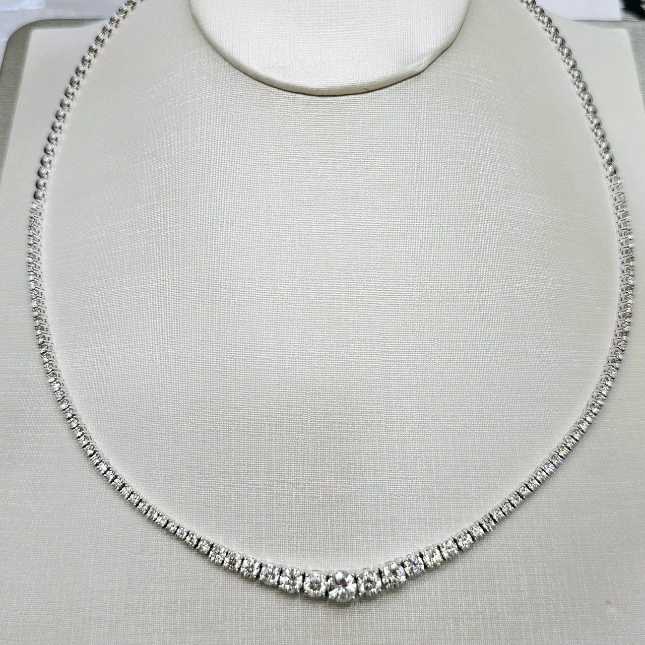 Колье Deimantas 108008708 43см 18,11гр 4,93ct. купить,NaN