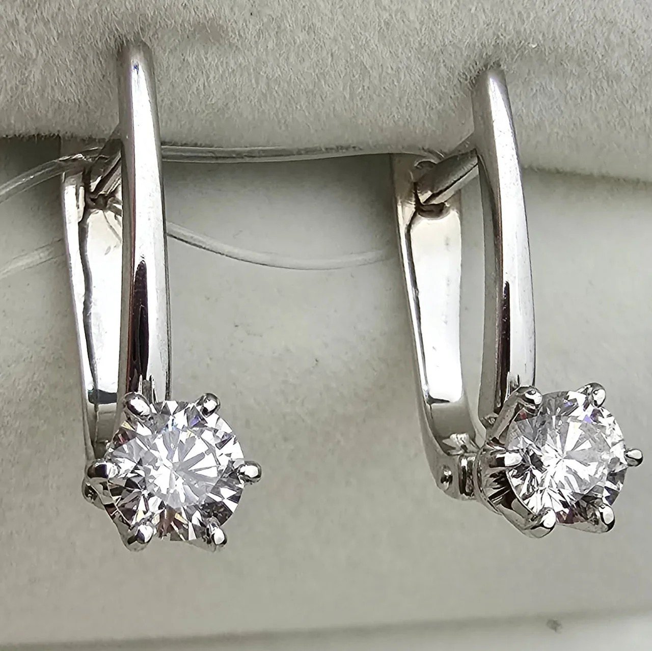 Серьги Deimantas 106932355 2,55гр 0,62ct. купить,NaN