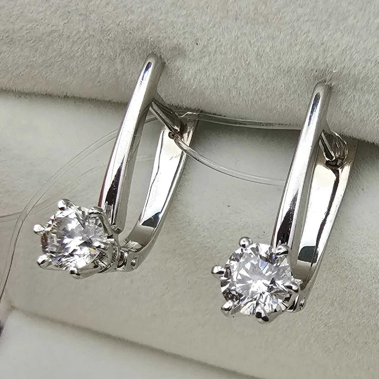Серьги Deimantas 106932355 2,55гр 0,62ct. купить,NaN