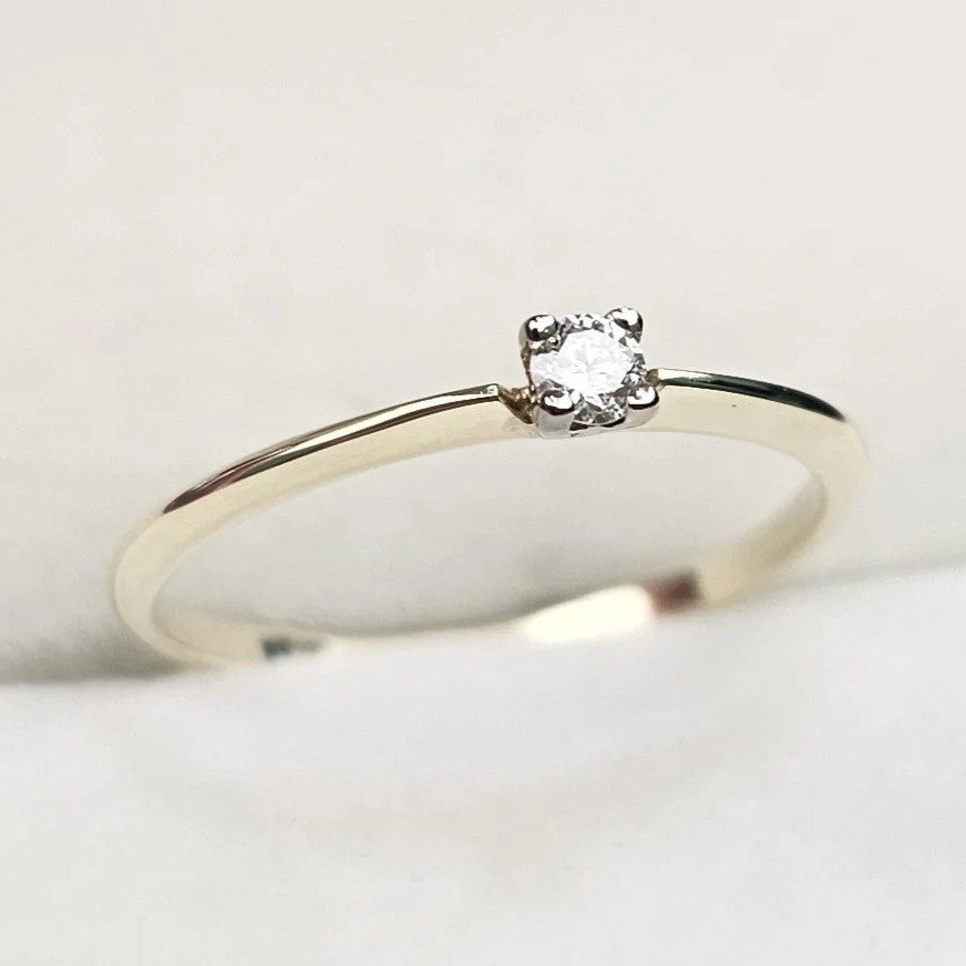 Кольцо Deimantas 107995090 17р 1,05гр 0,056ct. купить,NaN