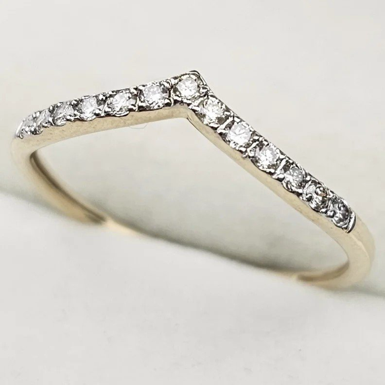 Кольцо Deimantas 107988394 18р 1,03гр 0,156ct. купить,NaN