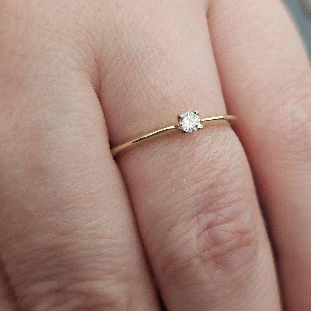 Кольцо Deimantas 107995101 16,5р 1,03гр 0,057ct. купить,NaN