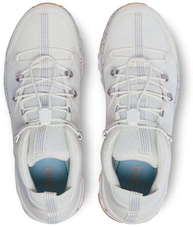 Кроссовки ON Cloudtrax Undyed 1 белый