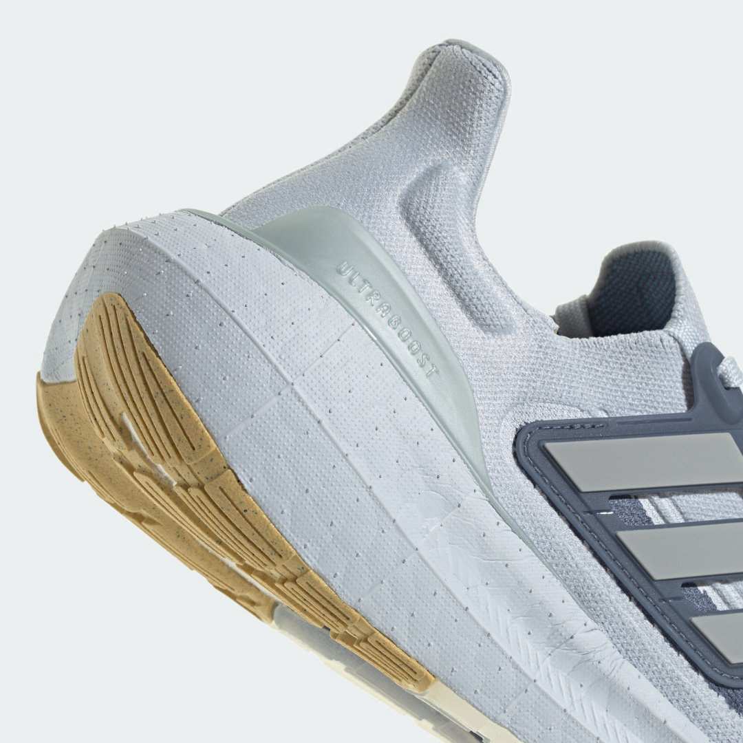 Кроссовки adidas Ultraboost синий купить,129900