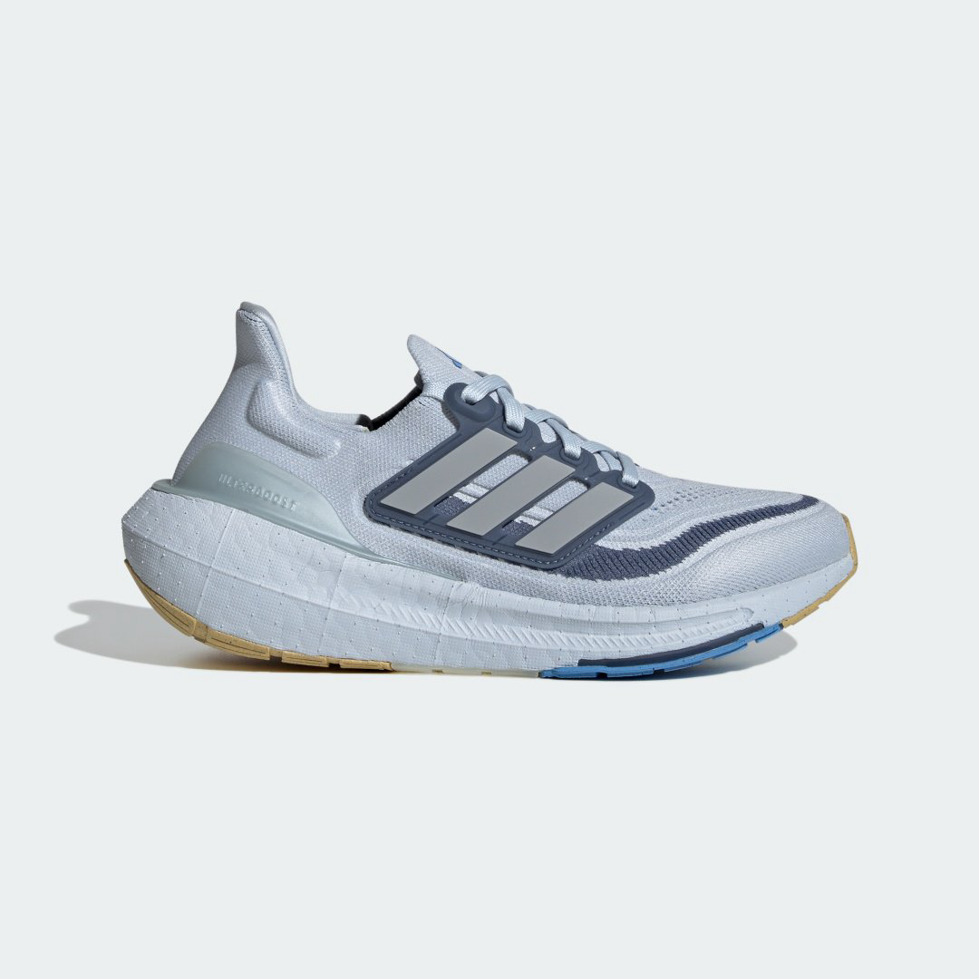 Кроссовки adidas Ultraboost синий купить,129900