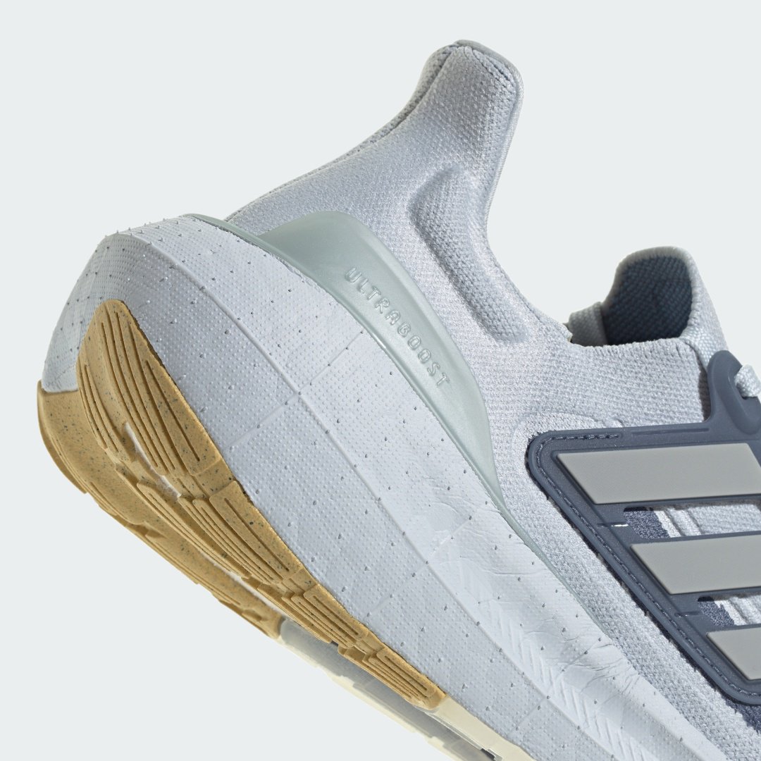 Кроссовки adidas Ultraboost синий купить,129900