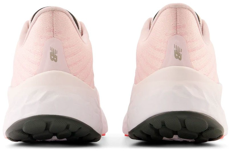 Кроссовки New Balance розовый купить,89900