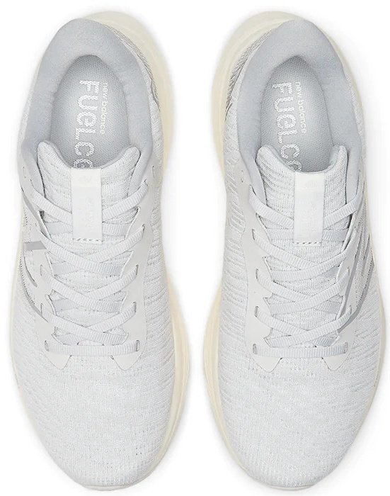 Кроссовки New Balance белый купить,79900