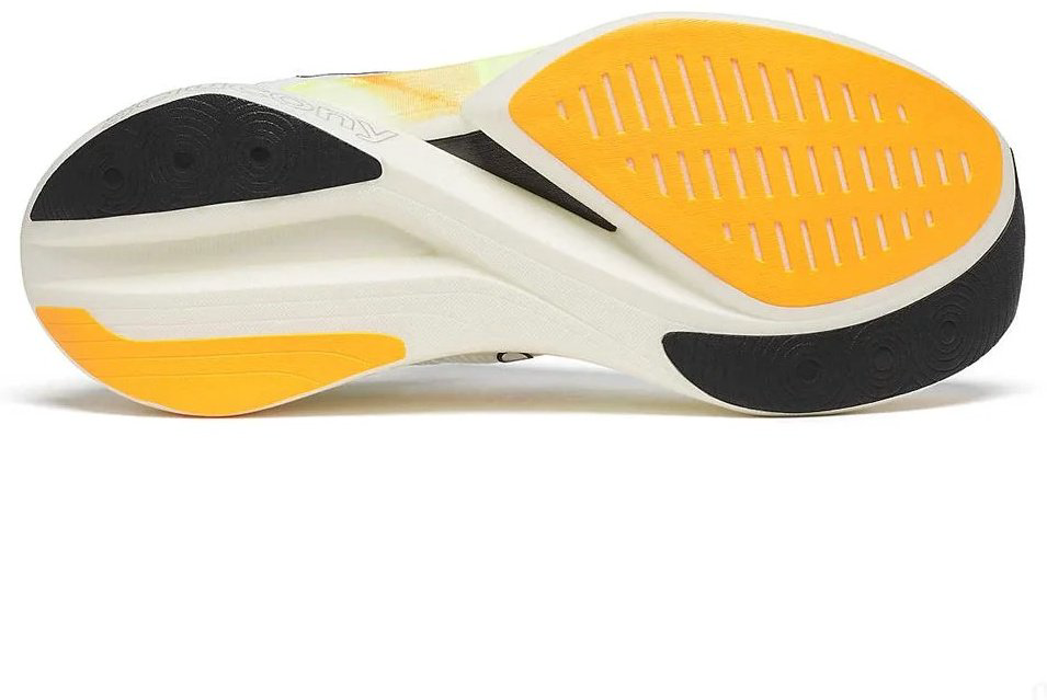 Кроссовки Saucony Endorphin elite 2 белый, желтый купить,139900
