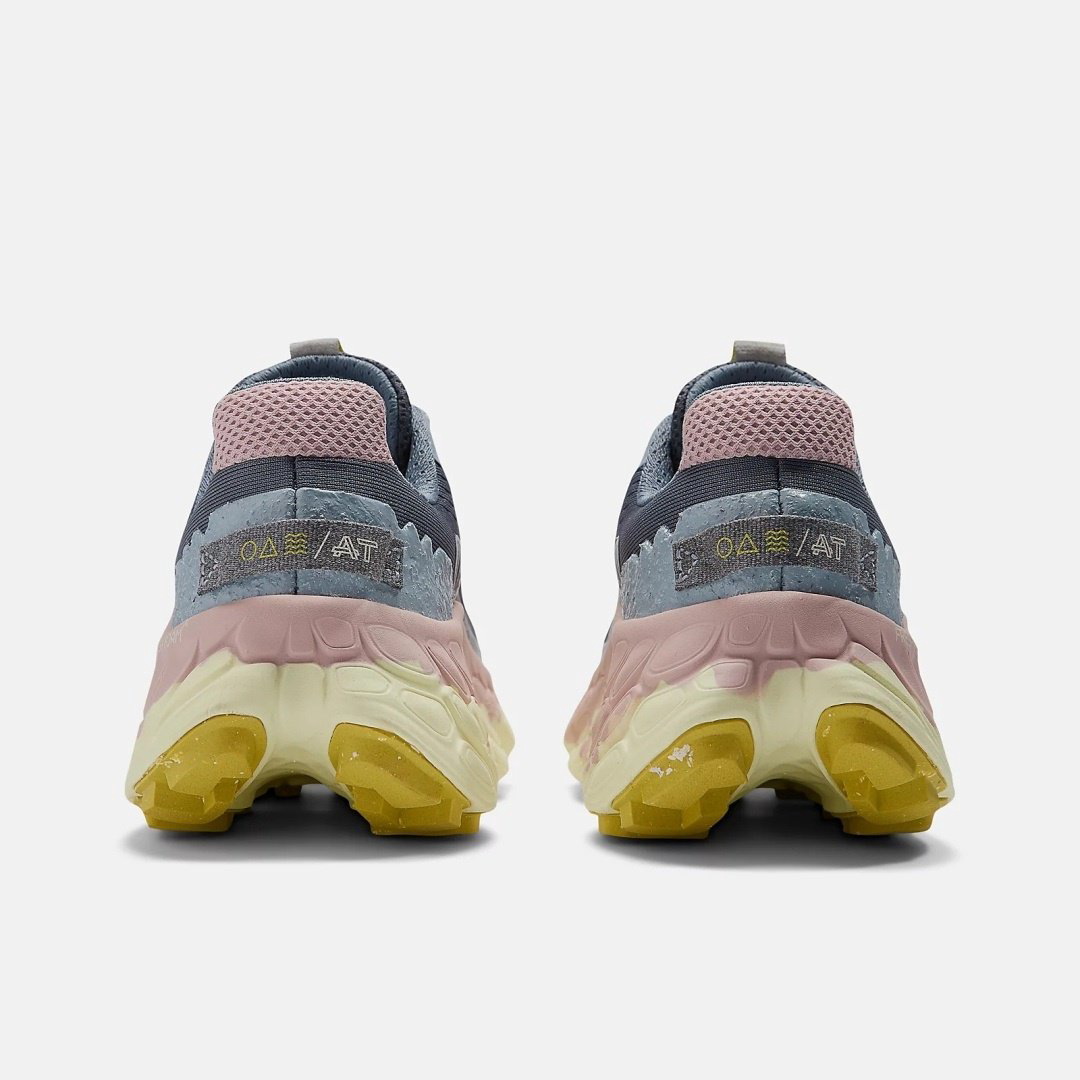 Кроссовки New Balance Fresh Foam X More Trail v3 серый купить,NaN