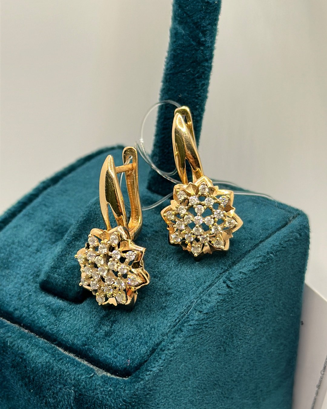 Серьги Ali Gold Золото России сырга 585 Алтын хиты вес 4.3 г золото, фианит купить,344000