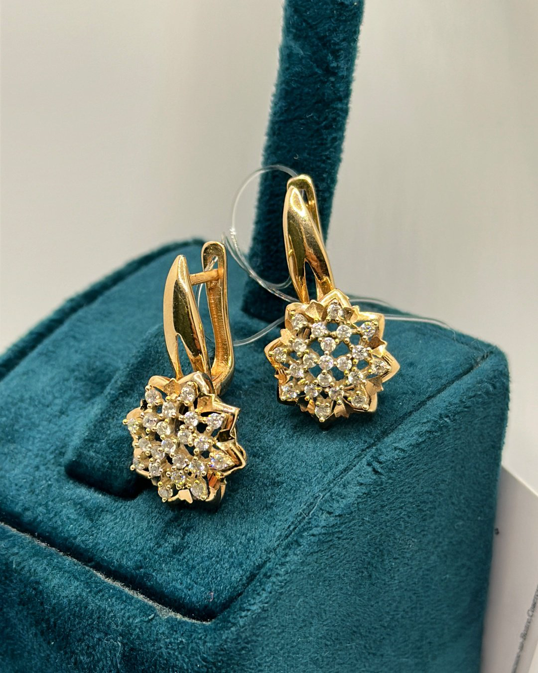 Серьги Ali Gold Золото России сырга 585 Алтын хиты вес 4.3 г золото, фианит купить,344000