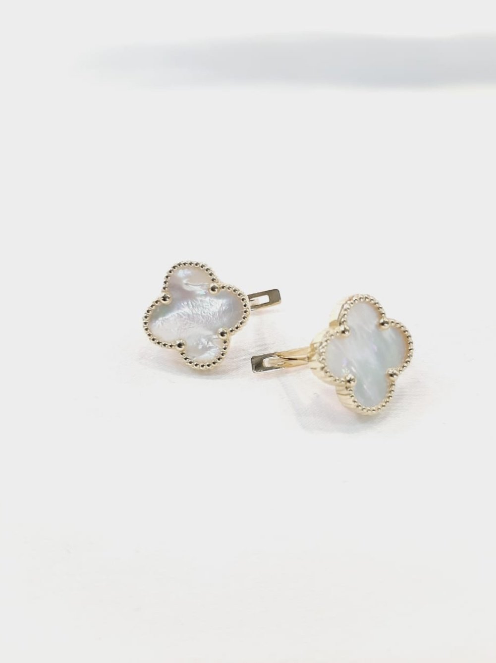 Серьги Leonardi 574909 вес 4.17 г золото, перламутр купить,NaN