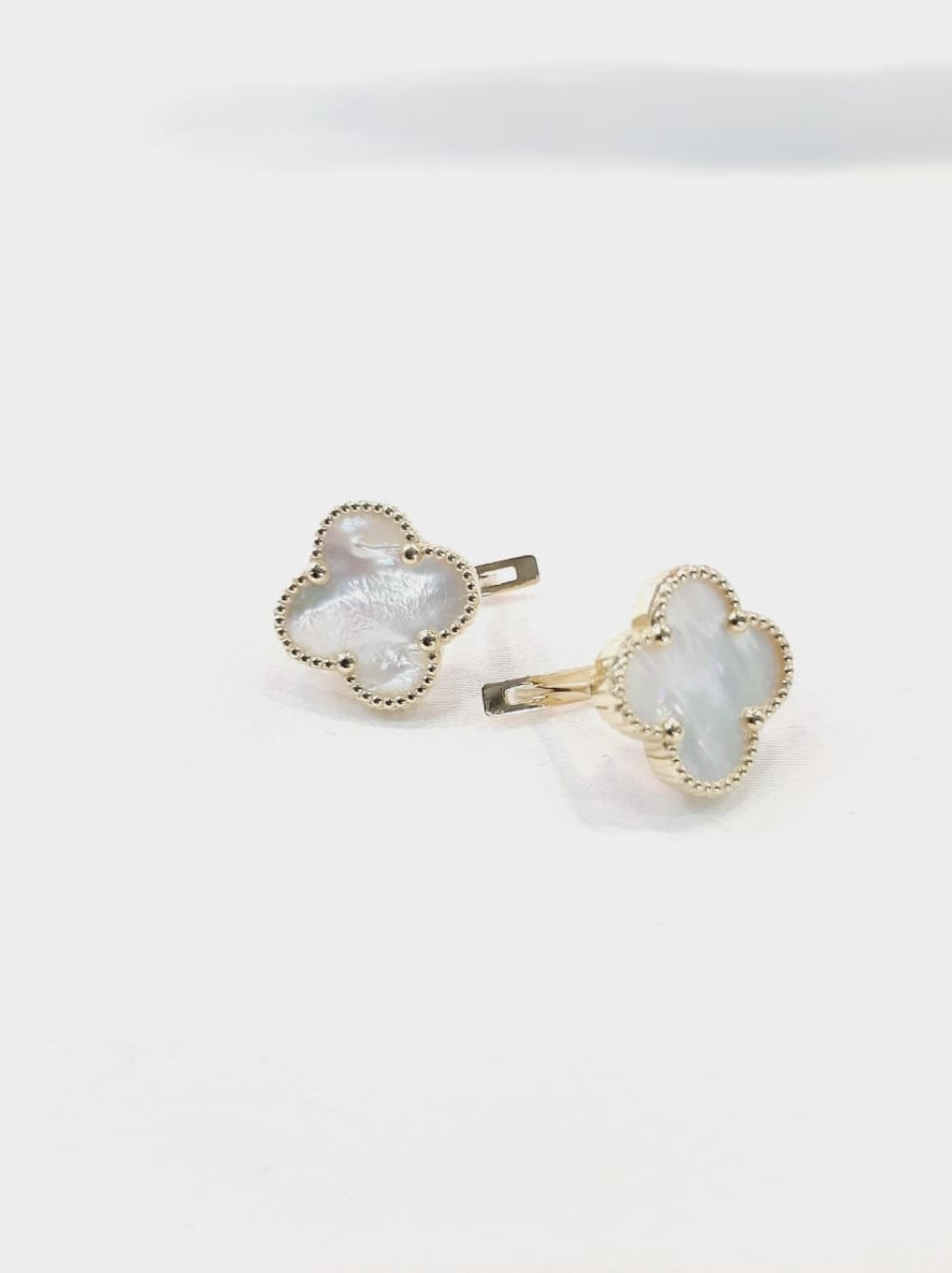 Серьги Leonardi 574909 вес 4.17 г золото, перламутр купить,NaN