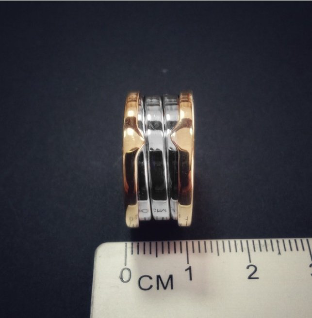 Кольцо Diamant 224220 размер 19 вес 6 г золото, без вставок купить,NaN