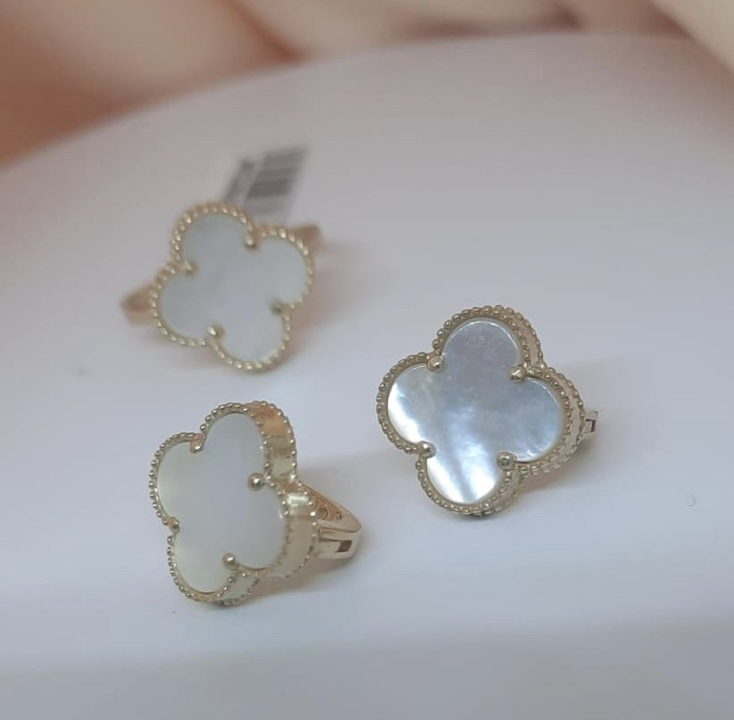 Splendore Collection SPL2023050 вес 5.95 г золото, перламутр купить,NaN
