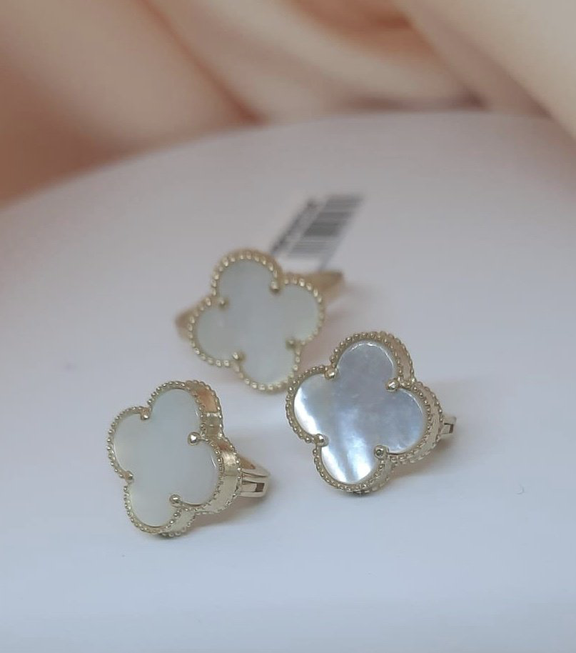Splendore Collection SPL2023050 вес 5.95 г золото, перламутр купить,NaN