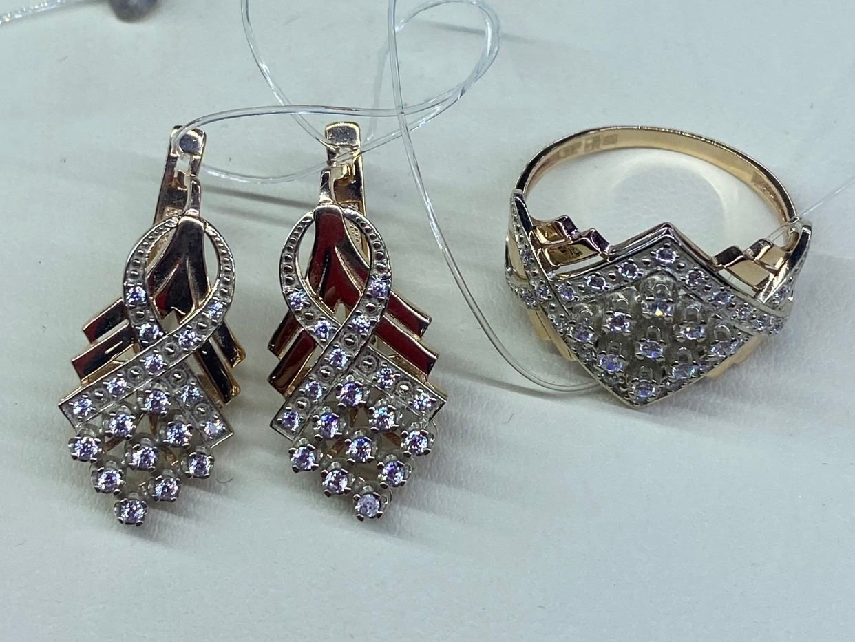 Crystal 638368 вес 9.5 г золото, цирконий купить,NaN