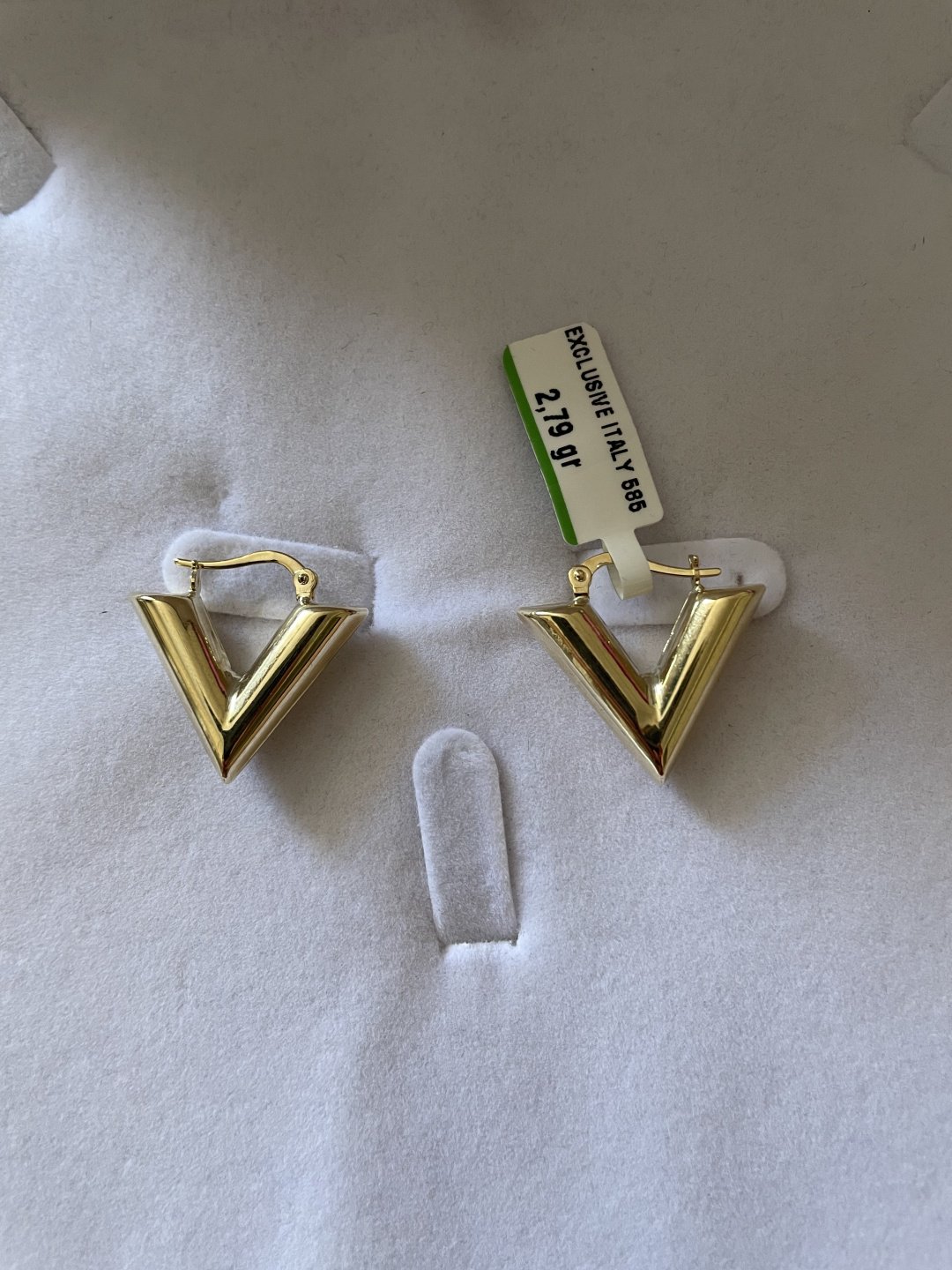 Серьги Exclusive Italy 971118450781 вес 2.79 г золото, без вставок купить,NaN