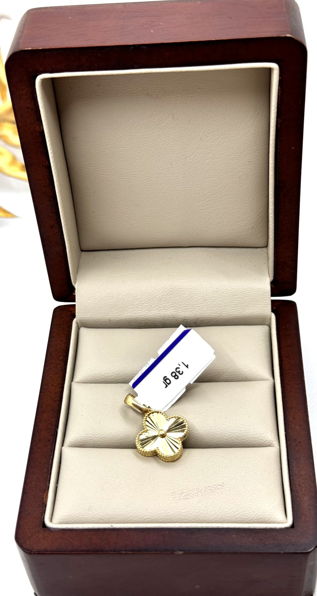 Подвеска Dinara Gold 187580021 вес 1.38 г золото, без вставок купить,NaN