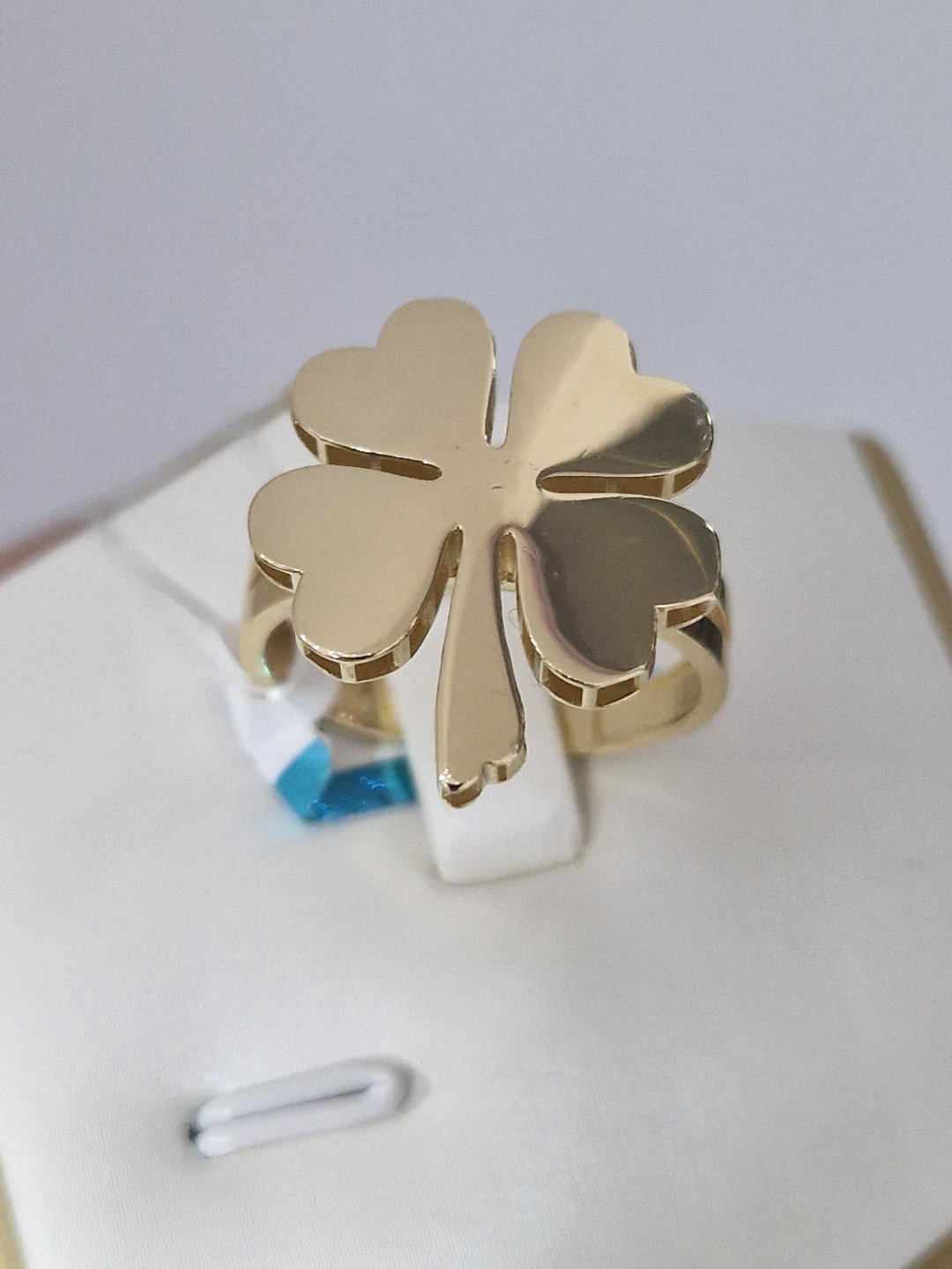 Кольцо Almaz Gold R057817 размер 18 вес 3.92 г золото, без вставок купить,NaN