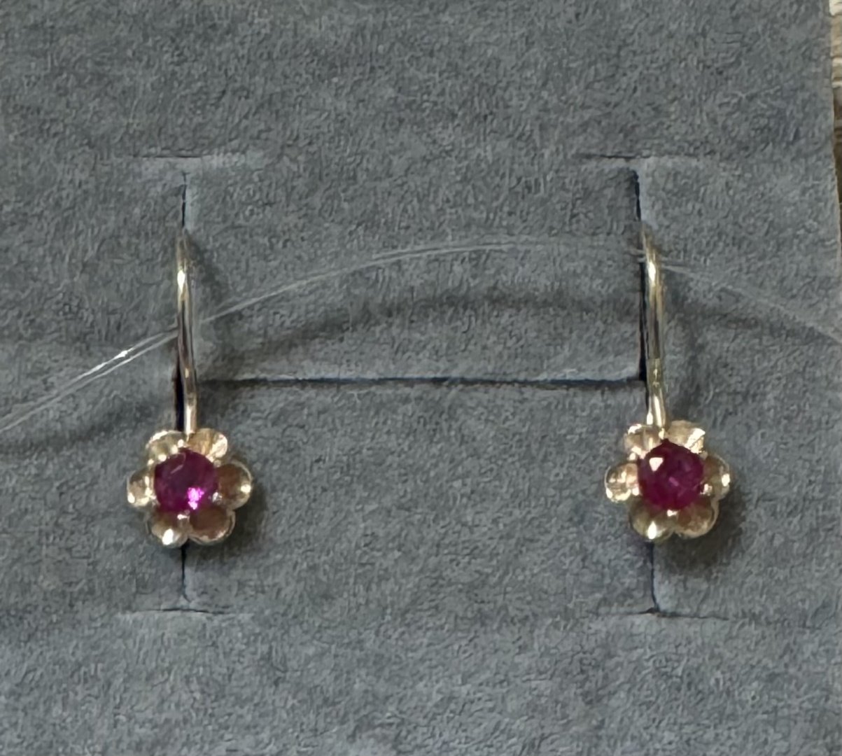 Серьги Cristal 23118-025 вес 1.01 г золото, фианит купить,NaN
