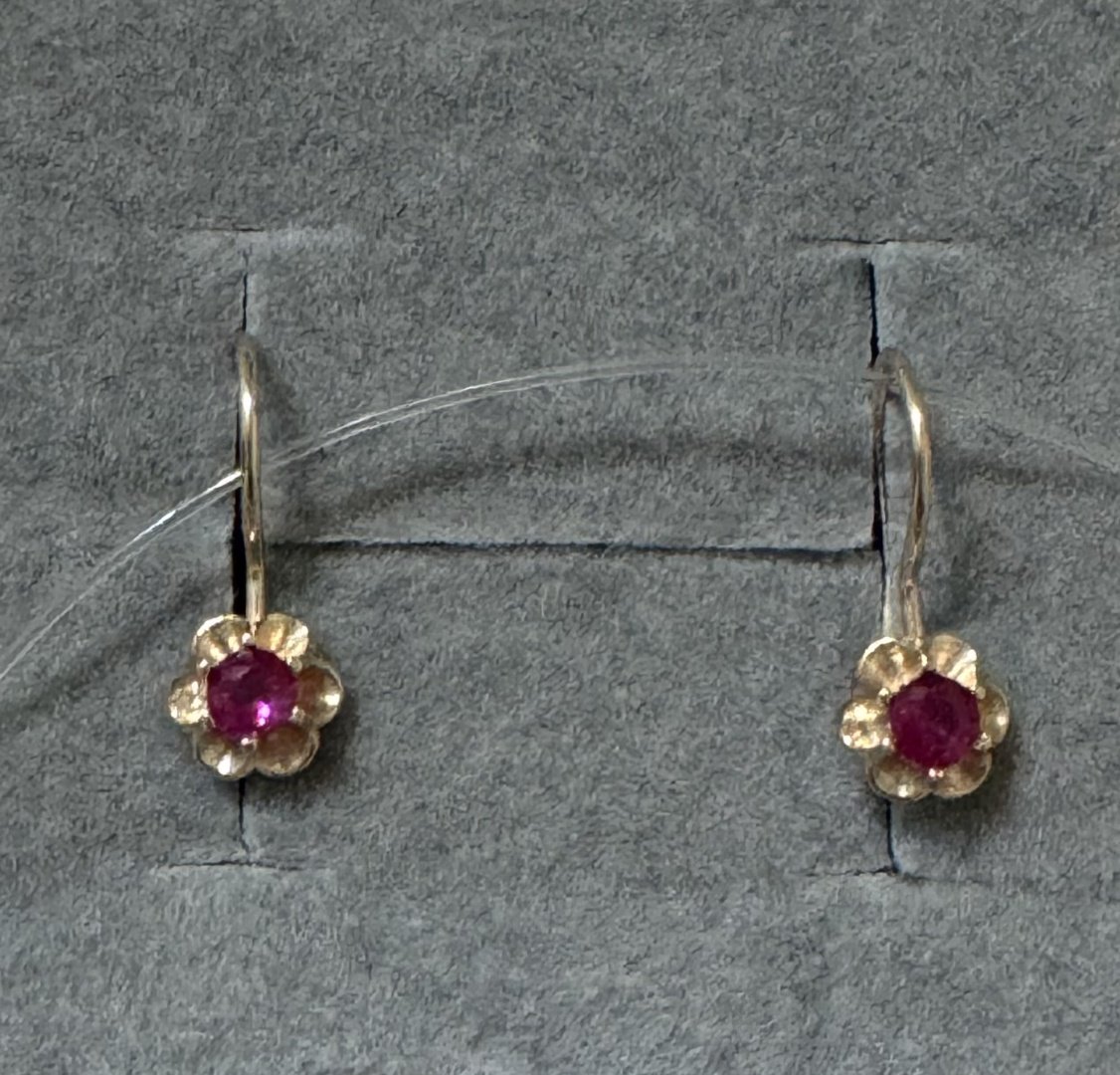 Серьги Cristal 23118-025 вес 1.01 г золото, фианит купить,NaN