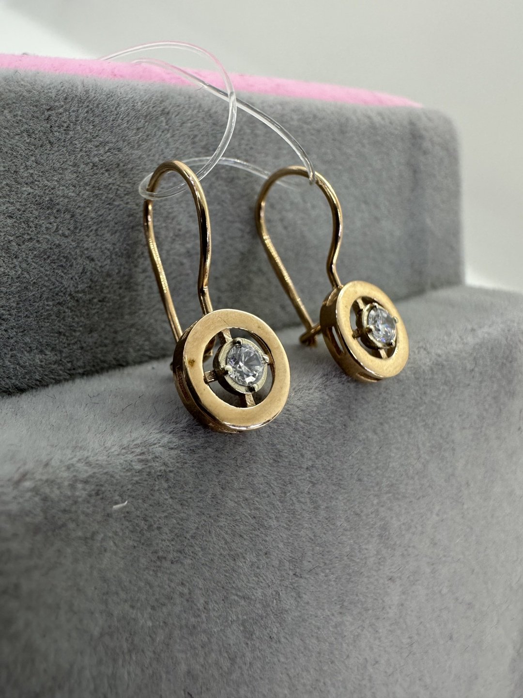 Серьги Cristal 23111-056 вес 1.55 г золото, фианит купить,NaN