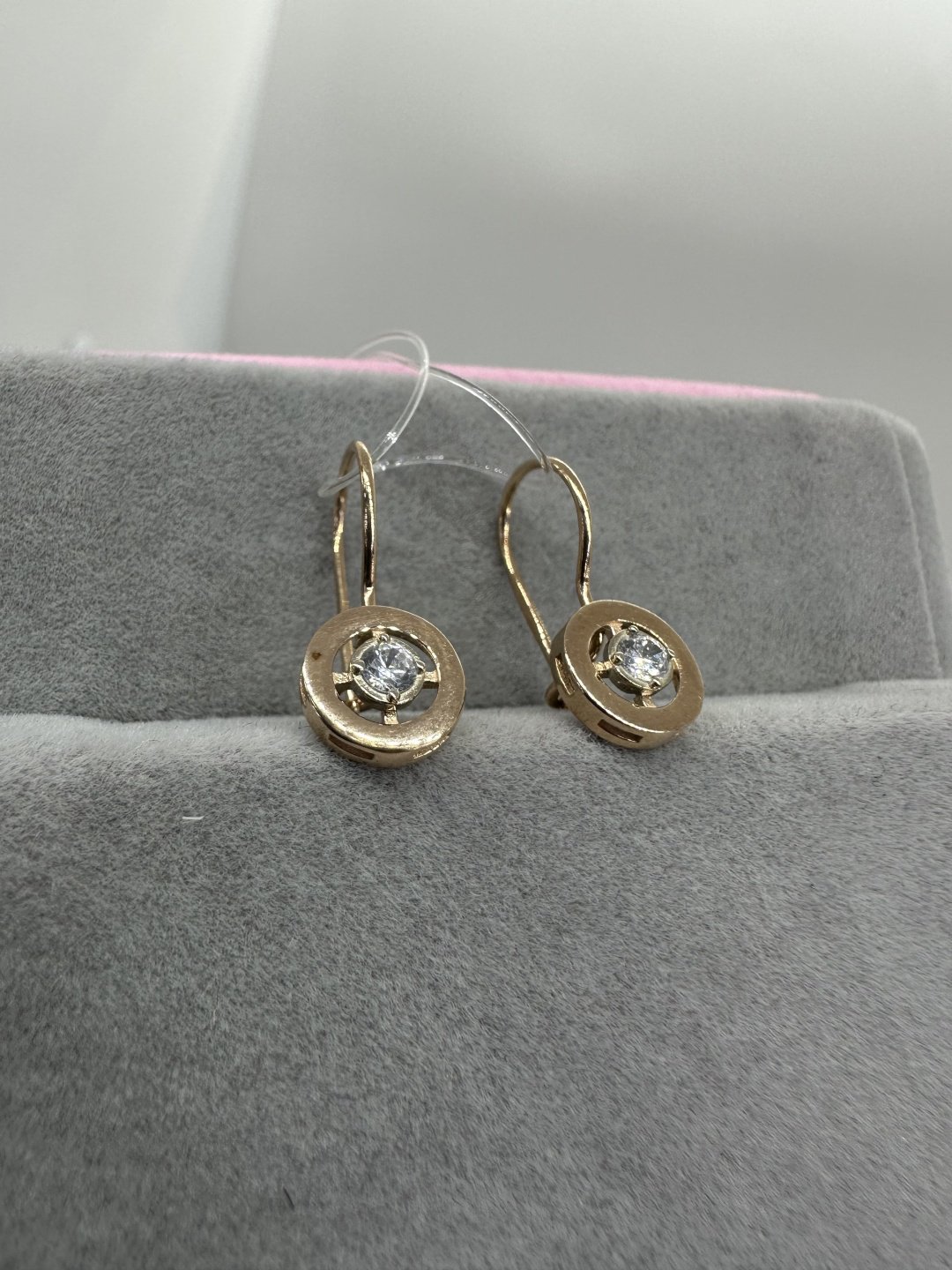 Серьги Cristal 23111-056 вес 1.55 г золото, фианит купить,NaN