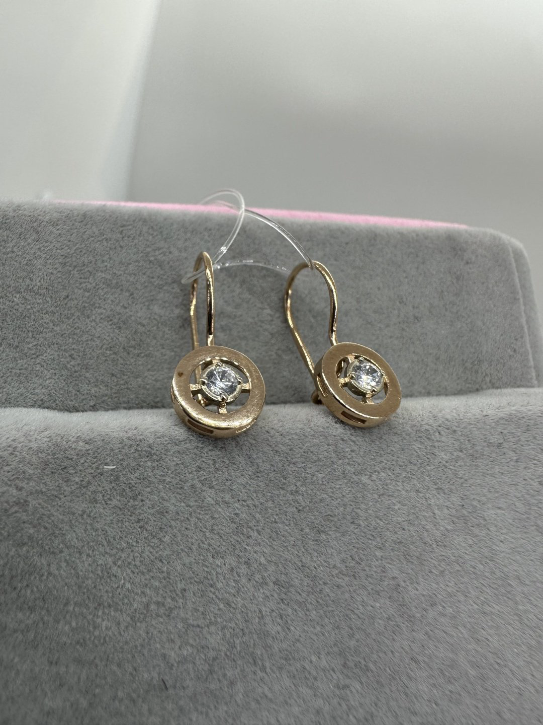 Серьги Cristal 23111-056 вес 1.55 г золото, фианит купить,NaN