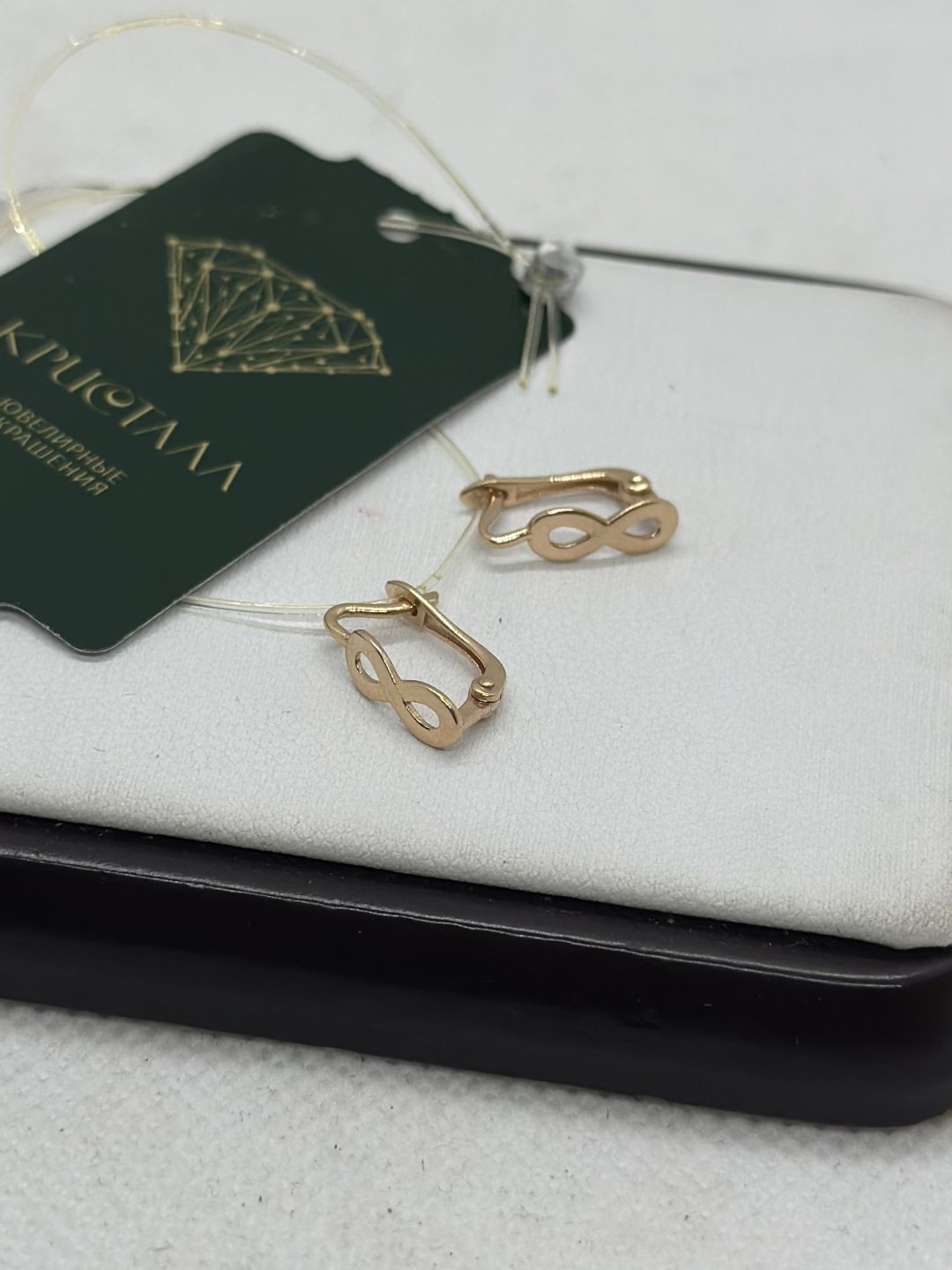 Серьги Crystal 23100-067 вес 1.05 золото, без вставок купить,NaN