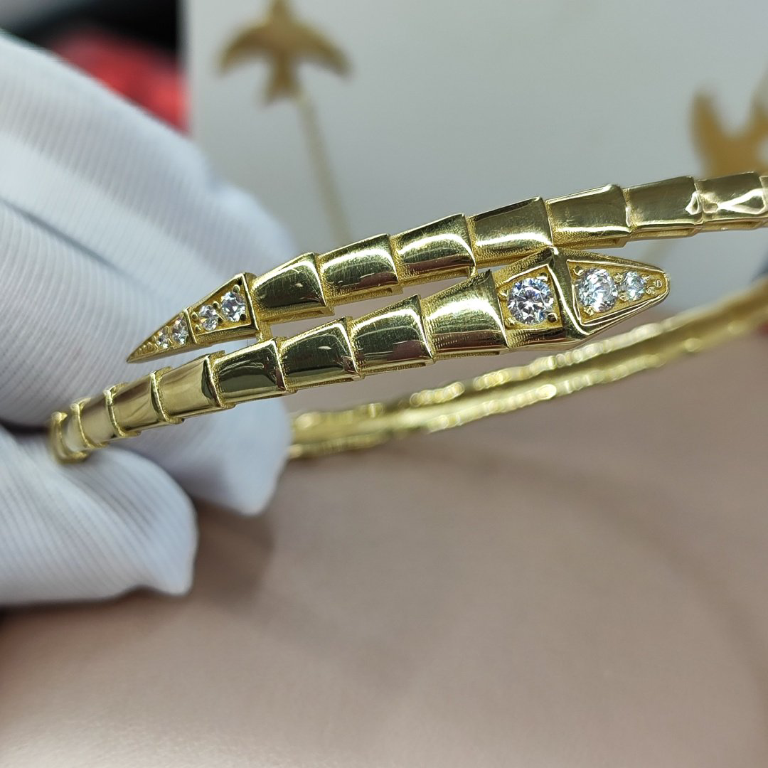 Браслет Zhanar Gold 734672951 длина 19 см, вес 7.12 г золото, плетение отсутствует купить,531200