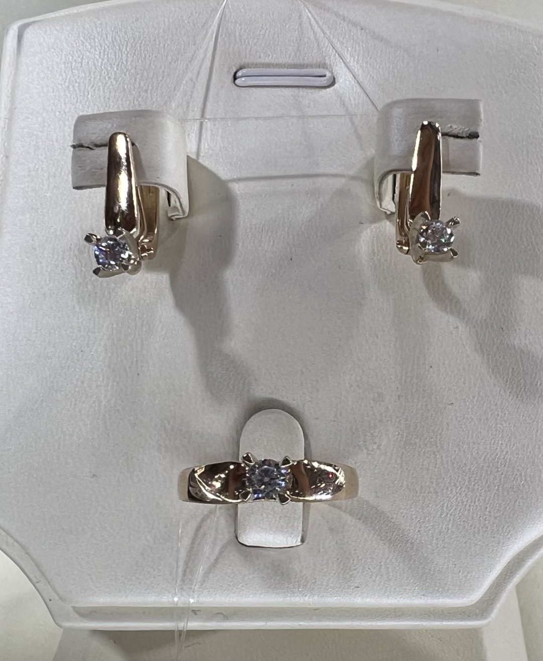 Diamond Union 5562009 вес 5.44 г золото, фианит купить,NaN