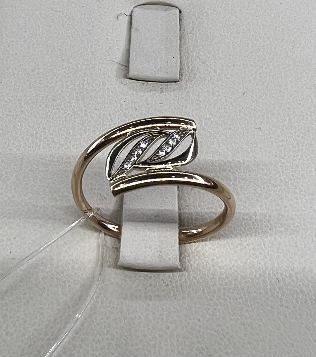 Кольцо Diamond Union 111041 размер 18.5 вес 1.01 г золото, фианит купить,NaN