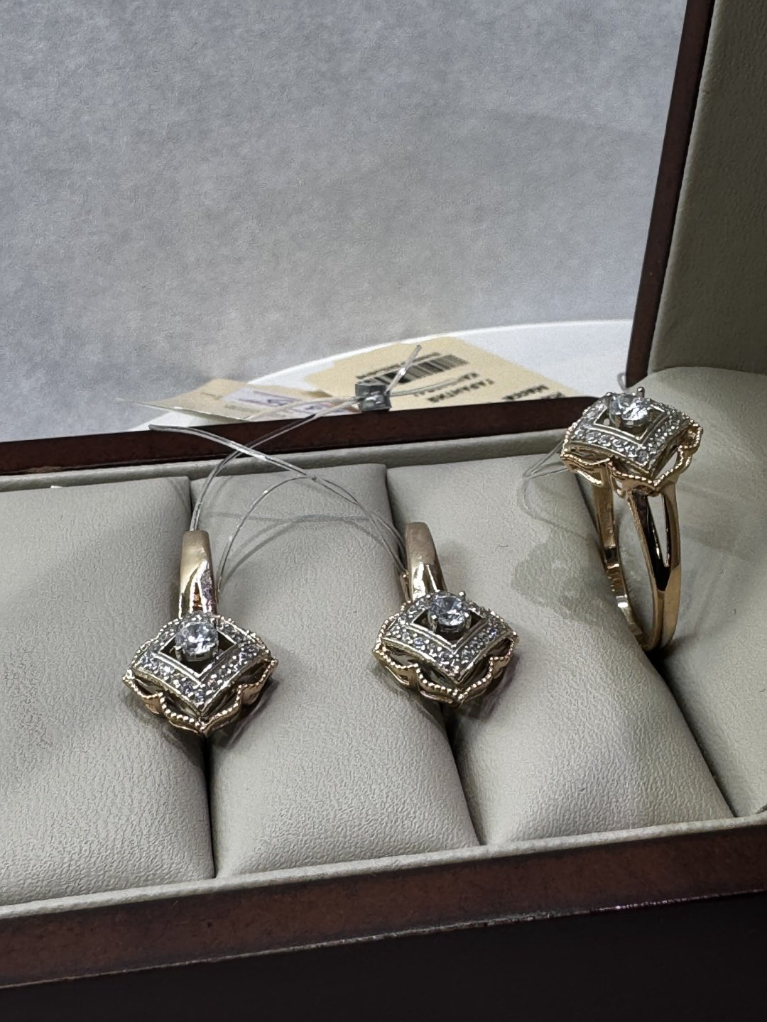 Dinara Gold 947040026 вес 6.74 г золото, фианит купить,502700