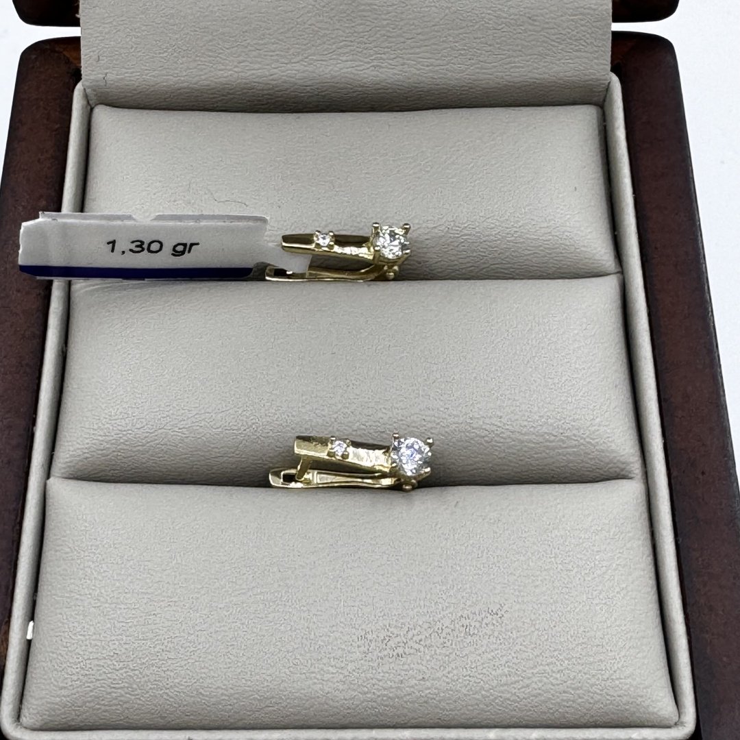 Серьги Dinara Gold 205656153 вес 1.3 г золото, фианит купить,NaN