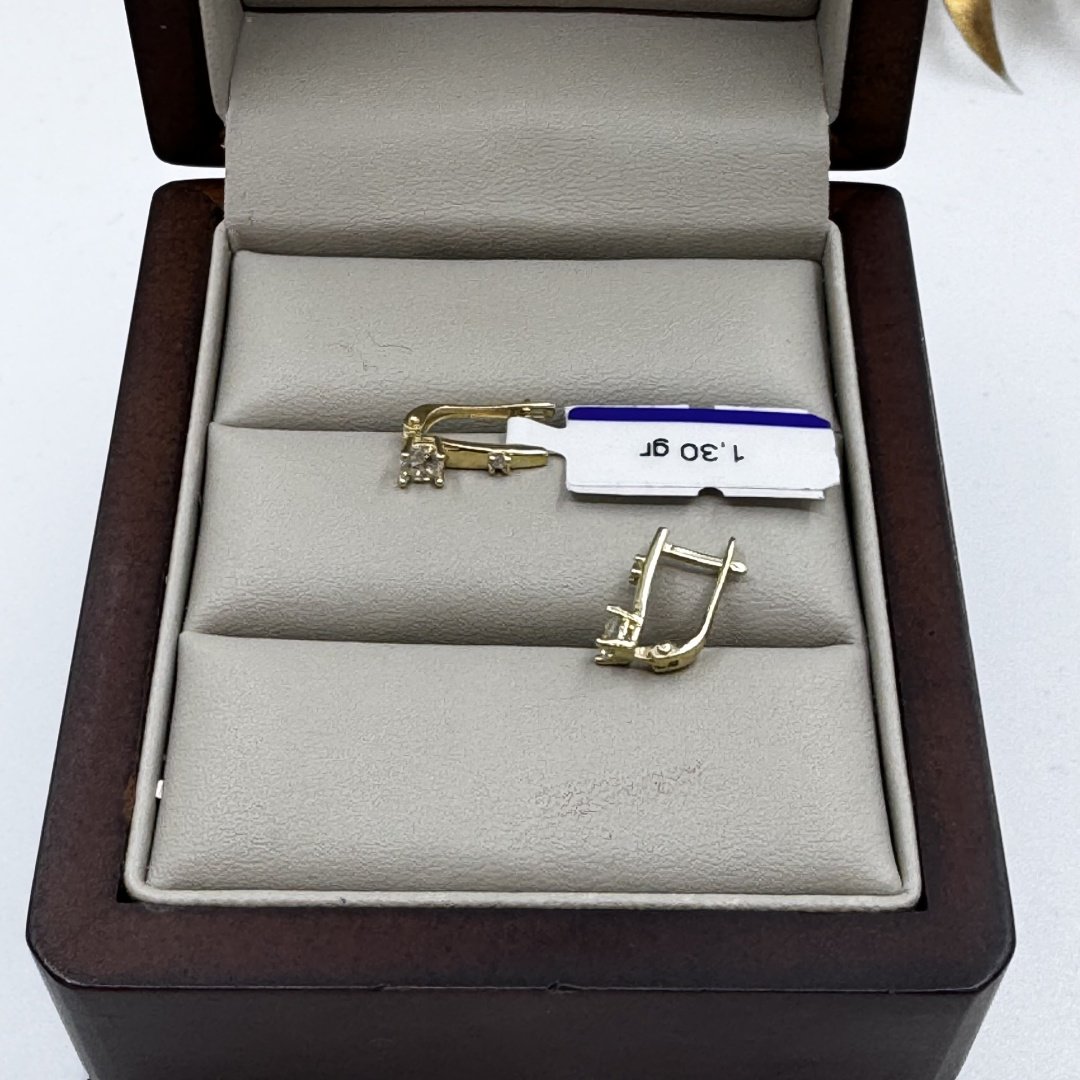 Серьги Dinara Gold 205656153 вес 1.3 г золото, фианит купить,NaN