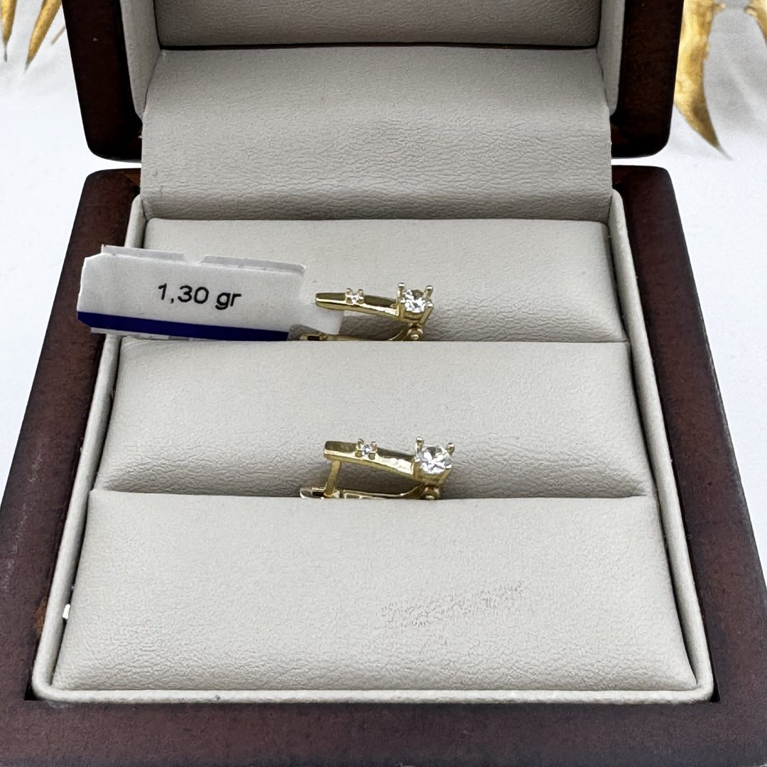 Серьги Dinara Gold 205656153 вес 1.3 г золото, фианит купить,NaN
