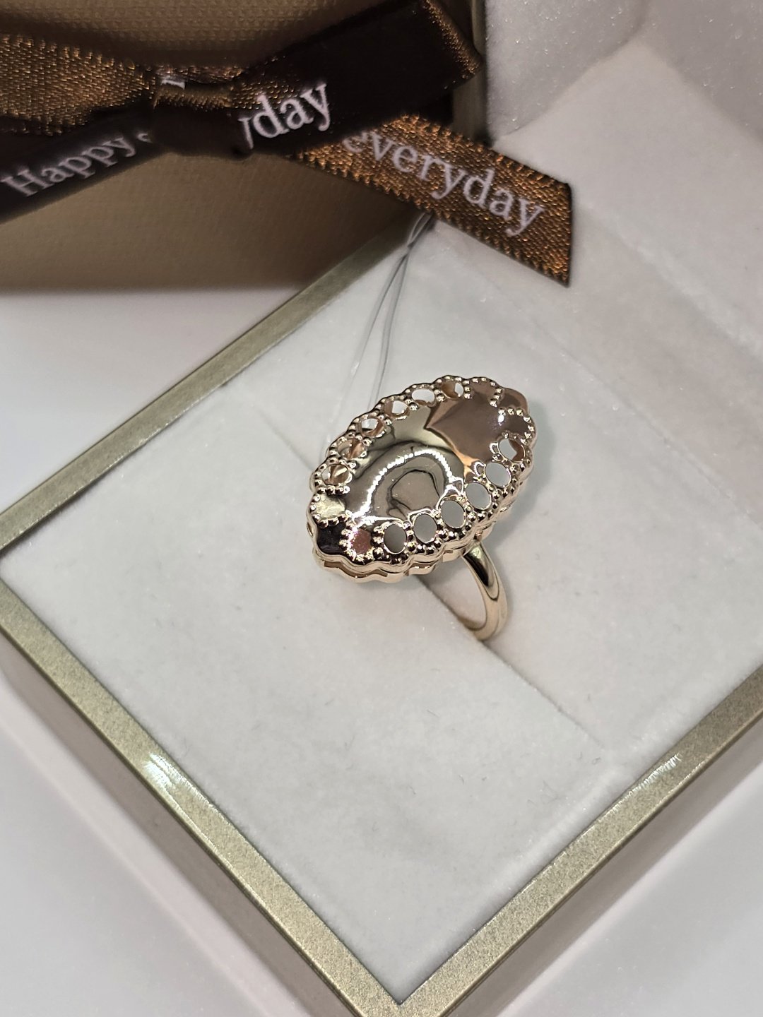 Кольцо Diamond Exclusive GGG777 размер 19 вес 1.43 г золото, без вставок купить,NaN